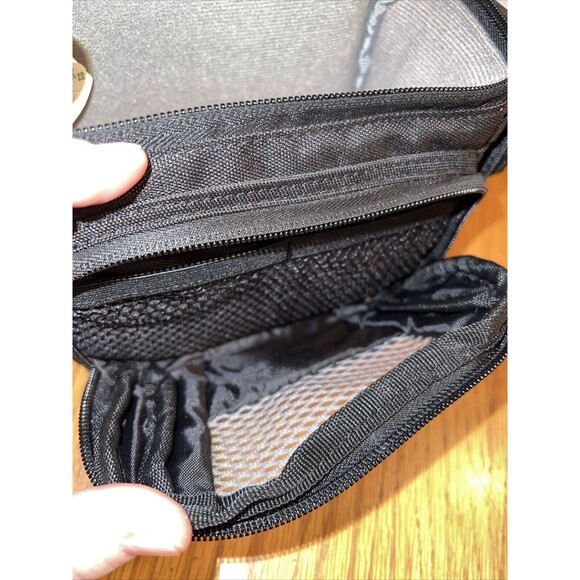 Lowepro Black Travel Shoulder Camera Bag Adjustable Strap Pre-Owned - Picture 4 of 8